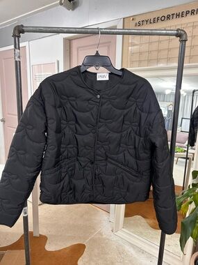 Priv - Spring Light Quilted Jacket Bow Stitched NWT